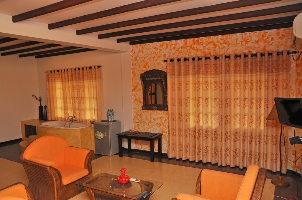 Solomon Beach Hotel Marawila Camera foto